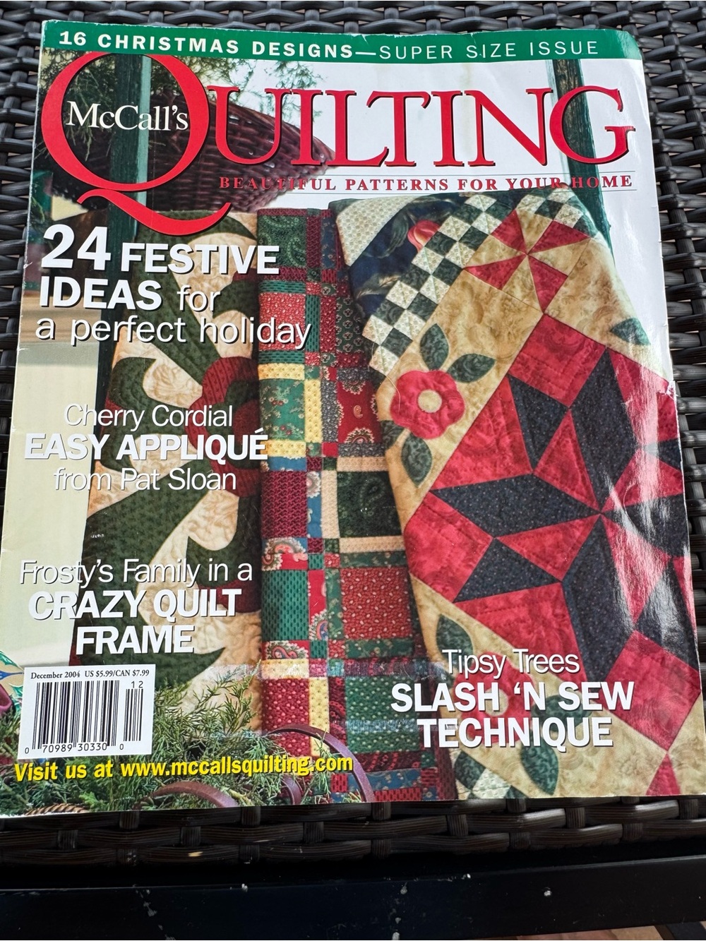 Rare McCall's QUILTING Quilt Pattern December 2004 Bk